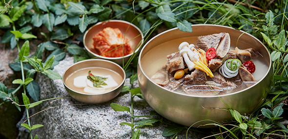 Walkerhill Kimchi & Myongwolgwan Galbi Soup