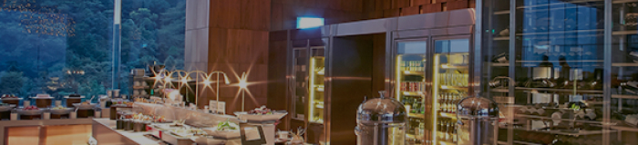 Club Lounge & Bar